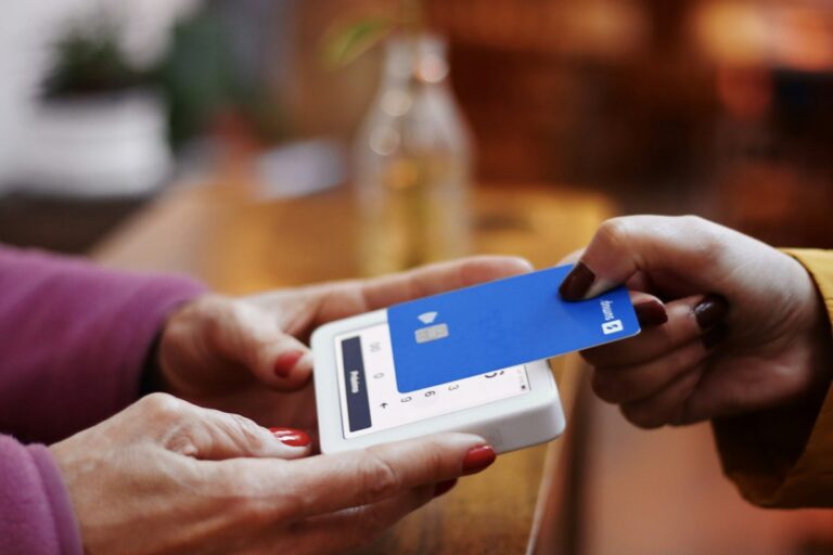 Prime de bienvenue bancaire : ce que vaut vraiment l’argent offert à l’ouverture d’un compte
